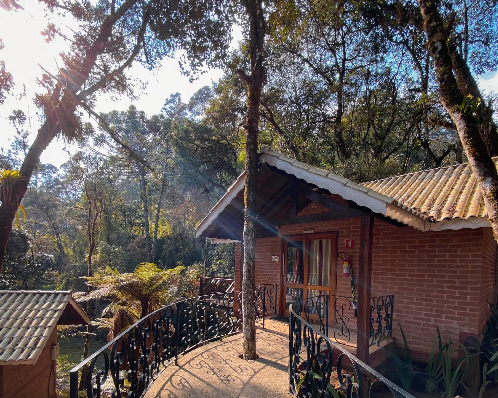 Vivie Pousada Monte Verde  Exterior photo